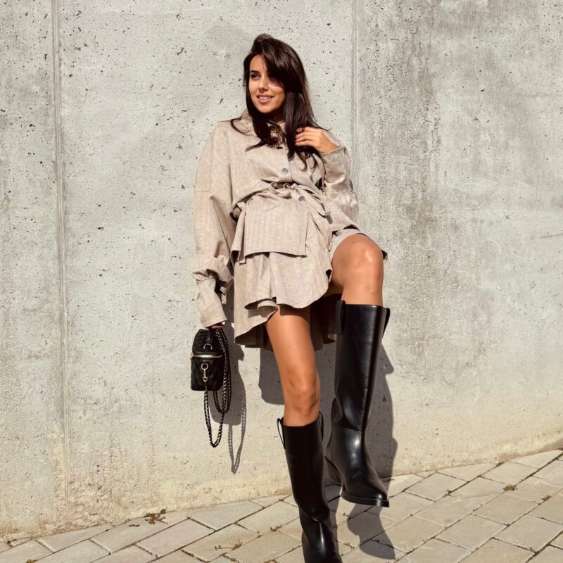 Set Damă Woman - Cămașă cu Cordon în Talie și Fustă Mini Cloș
