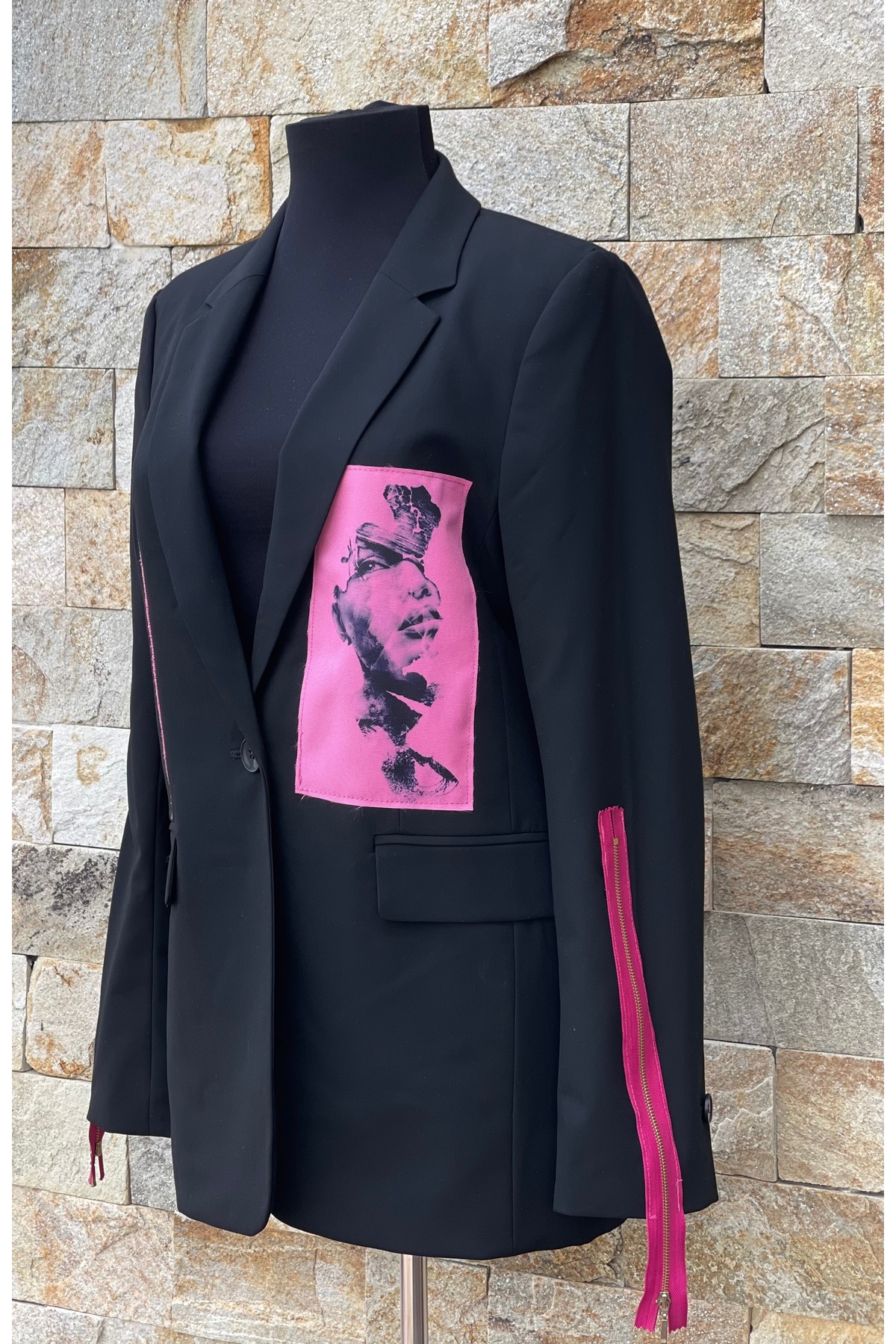 Sacou Damă Pink Love Handmade, Design Graffiti Art-Pop cu Fermoare Neon și Aplicații Custom, Negru - imagine 3
